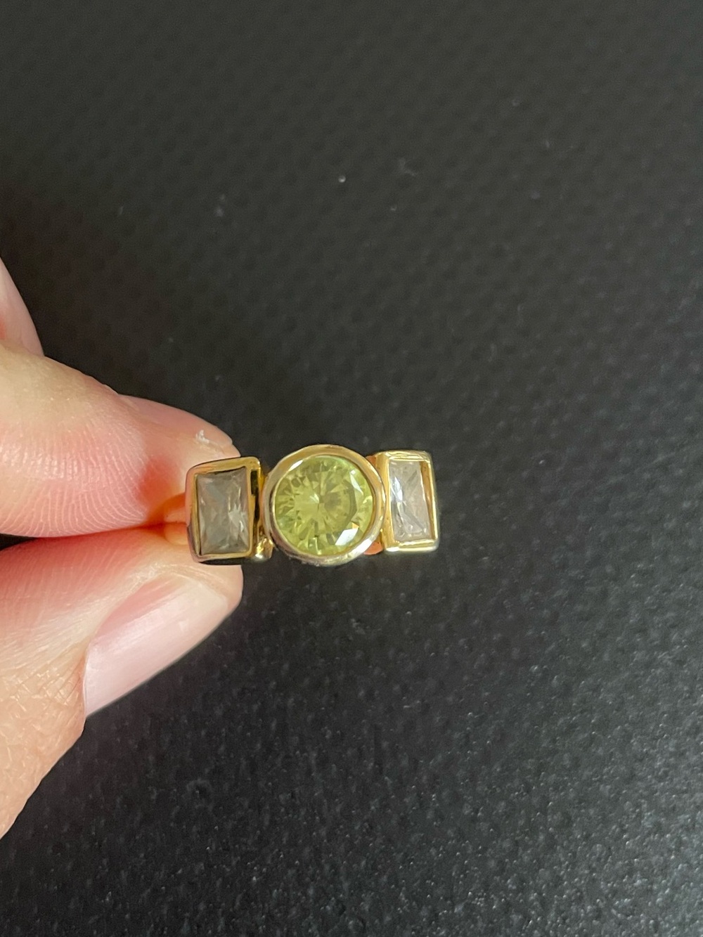 Vintage Chunky Peridot Gold Ring